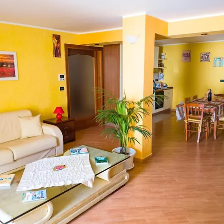 Appartement Benvenuti -tavernetta In Con Piscina 8 Posti Letto Alezio